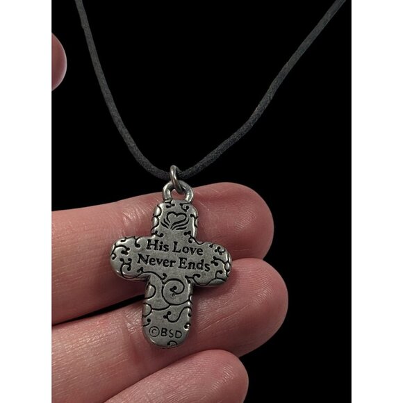 Vintage Bob Siemon Designs Art "His Love Never Ends" Cross Necklace - Picture 4 of 10